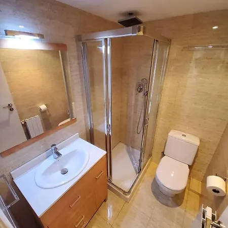 Apartmán Espacioso, Centrico Y Cercano A La Playa. *